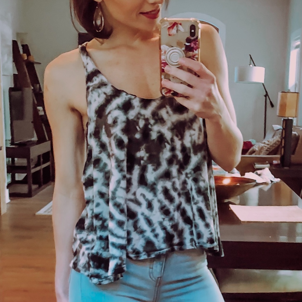 TIE DYE BRAIDED BACK TANK I LOVE H81